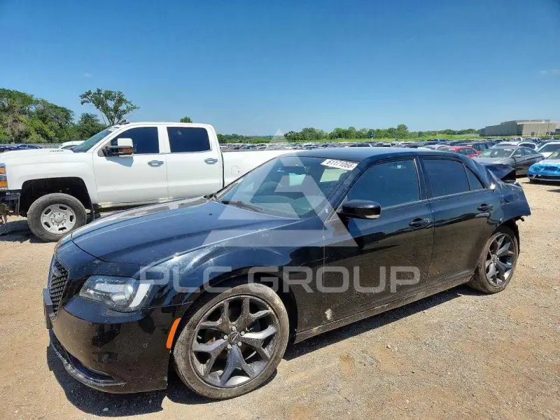 2021 Chrysler 300 фото
