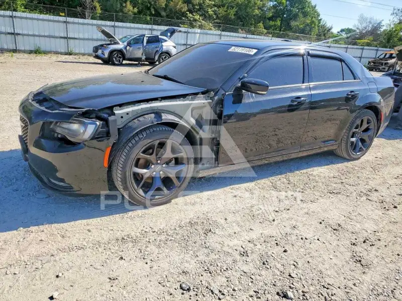 2021 Chrysler 300 фото