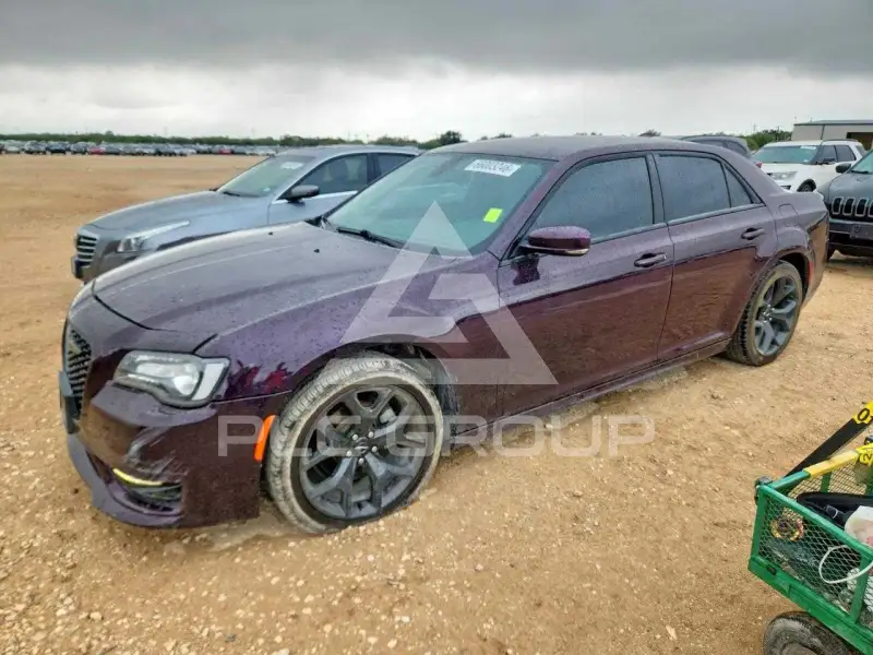 2021 Chrysler 300 фото