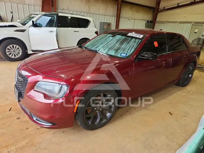 2021 Chrysler 300 photo