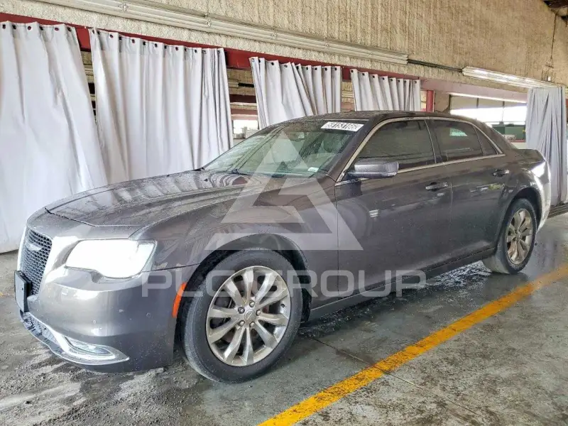 2021 Chrysler 300 photo