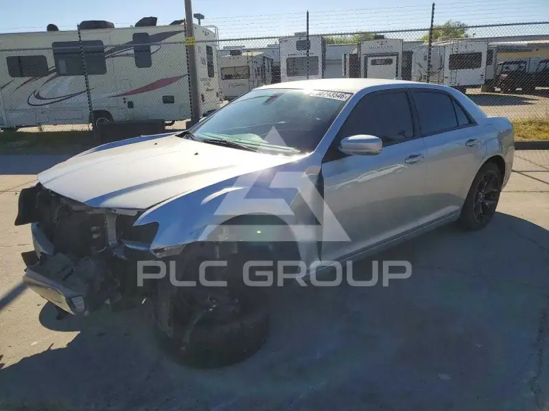 2021 Chrysler 300 фото