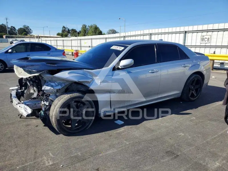 2021 Chrysler 300 фото