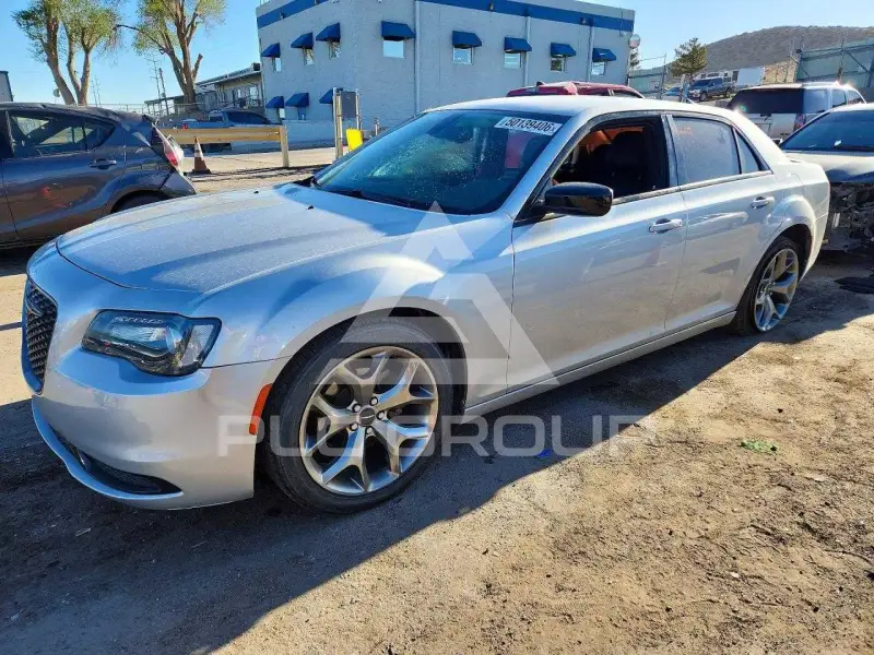 2021 Chrysler 300 фото