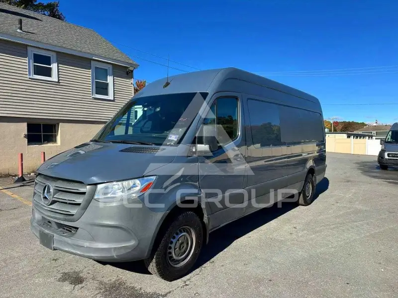 2021 Mercedes Benz Sprinter photo