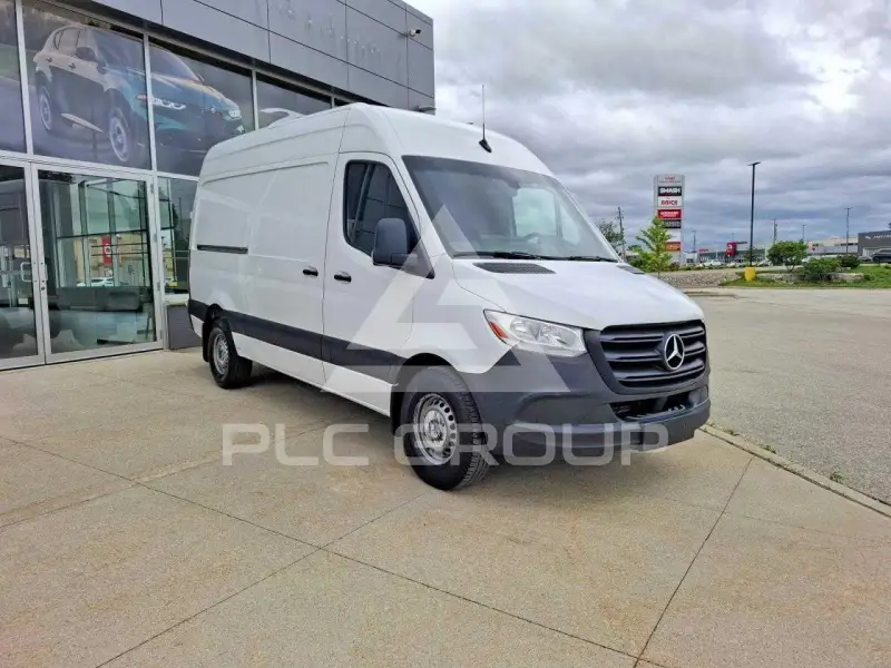2021 Mercedes Benz Sprinter photo