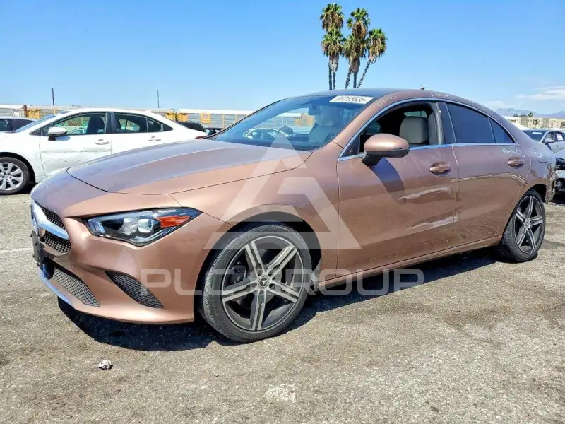 2021 Mercedes Benz CLA-Class фото