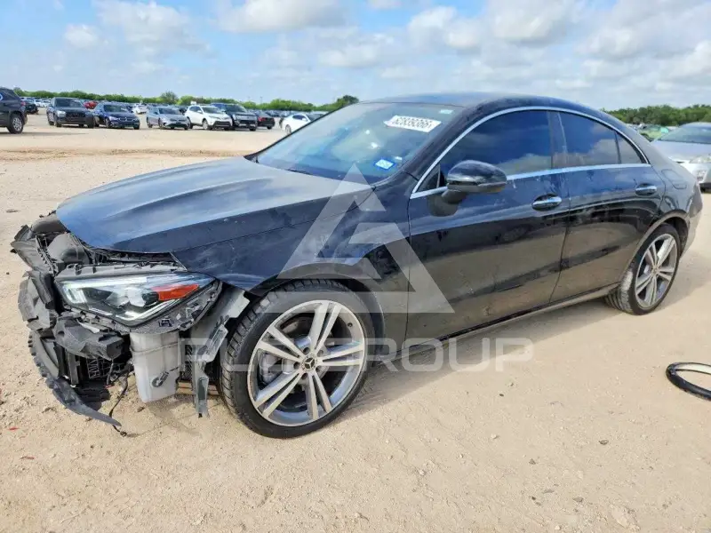 2021 Mercedes Benz CLA-Class фото