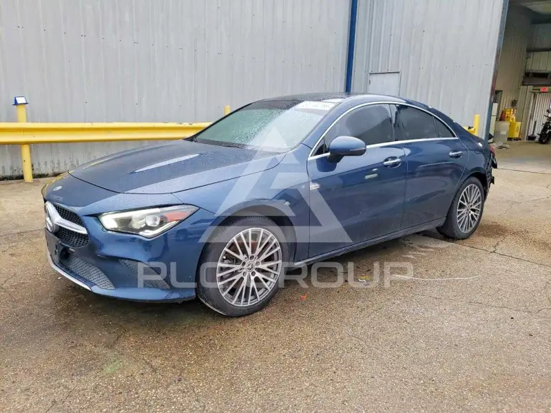 2021 Mercedes Benz CLA-Class фото