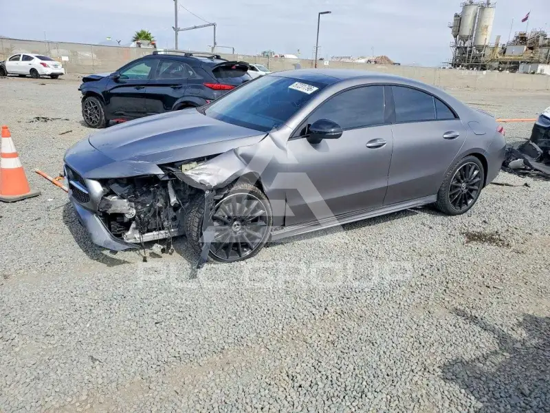 2021 Mercedes Benz CLA-Class фото
