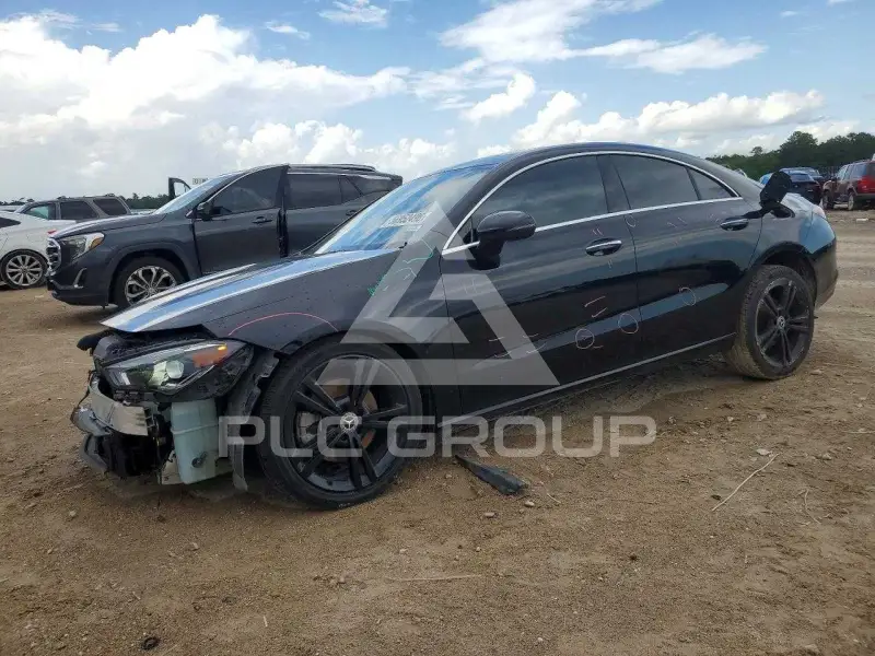 2021 Mercedes Benz CLA-Class фото