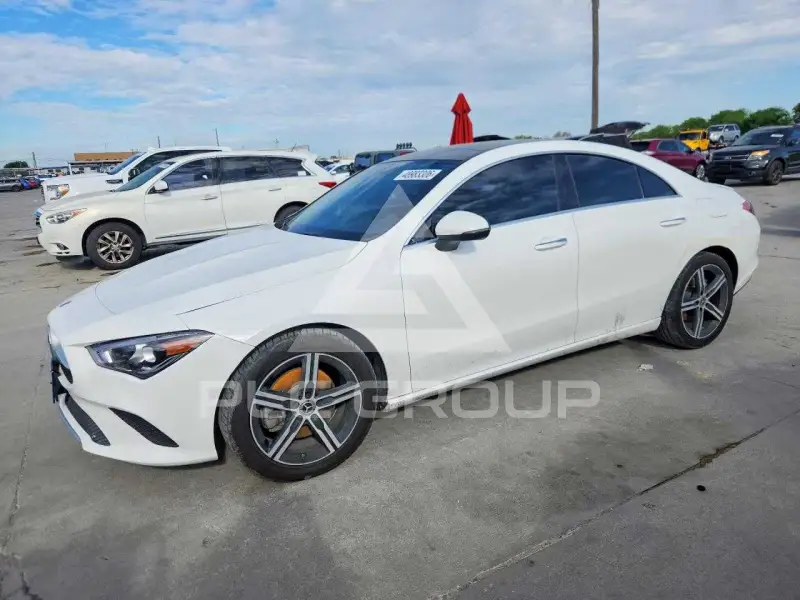 2021 Mercedes Benz CLA-Class фото