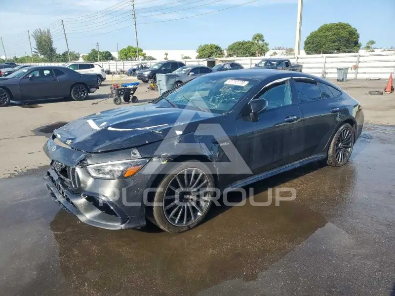 2021 Mercedes Benz AMG фото