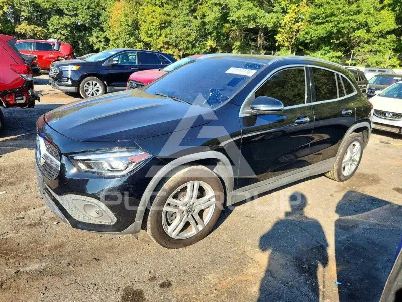 2021 Mercedes Benz GLA-Class фото