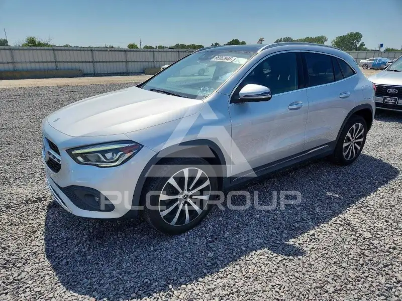 2021 Mercedes Benz GLA-Class фото