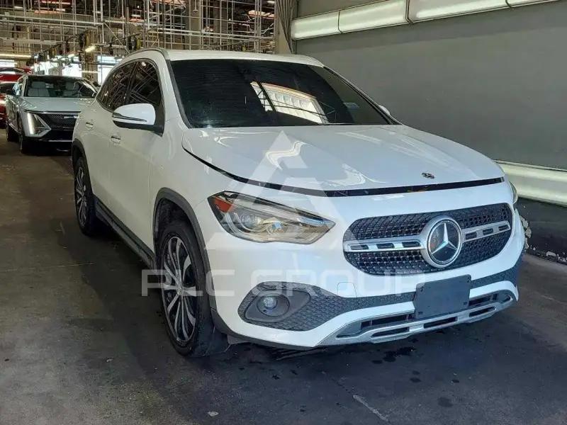 2021 Mercedes Benz GLA-Class фото