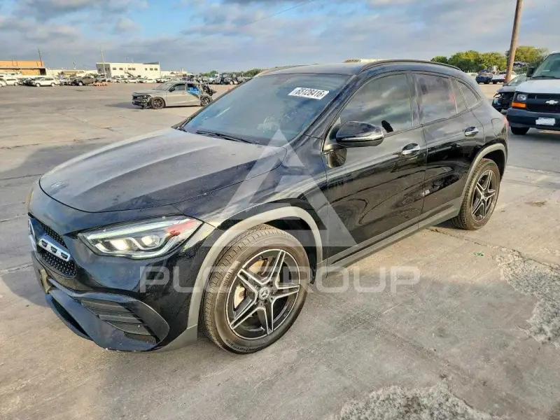 2021 Mercedes Benz GLA-Class фото