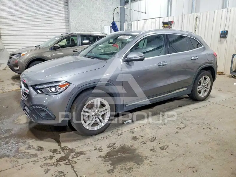 2021 Mercedes Benz GLA-Class фото