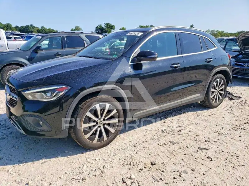 2021 Mercedes Benz GLA-Class фото