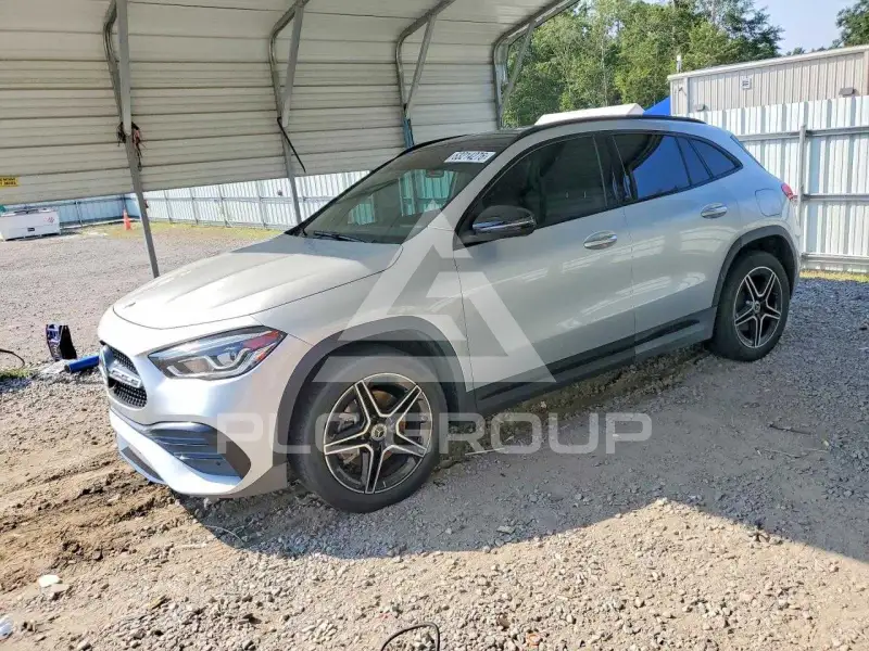 2021 Mercedes Benz GLA-Class фото