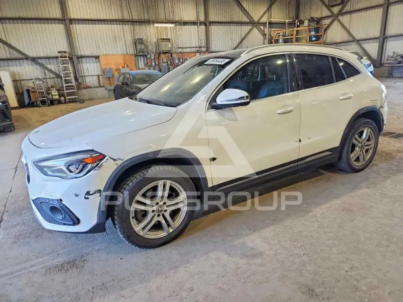 2021 Mercedes Benz GLA-Class фото
