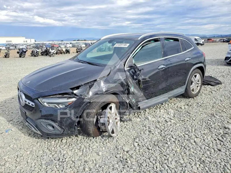 2021 Mercedes Benz GLA-Class фото