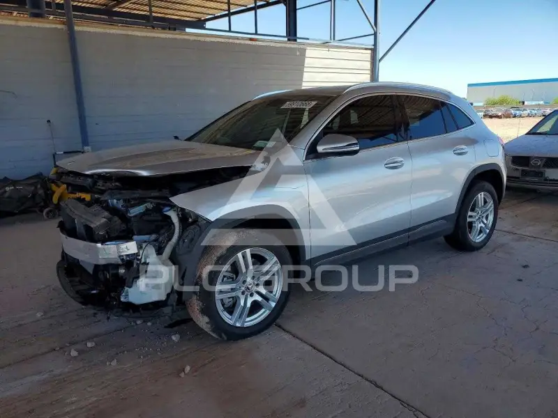 2021 Mercedes Benz GLA-Class photo