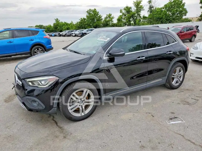 2021 Mercedes Benz GLA-Class фото