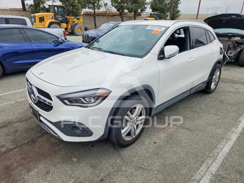 2021 Mercedes Benz GLA-Class photo