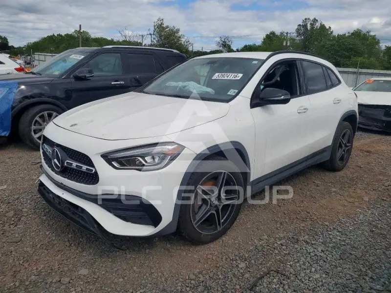 2021 Mercedes Benz GLA-Class фото