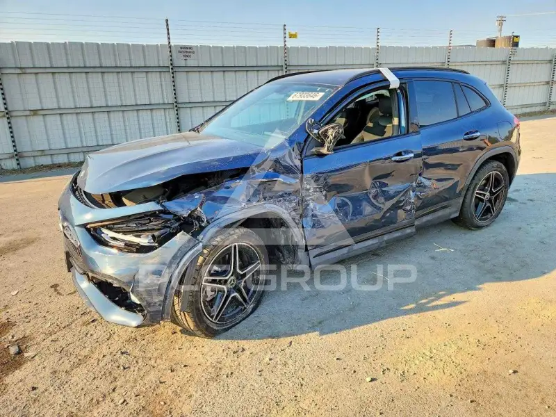 2021 Mercedes Benz GLA-Class фото