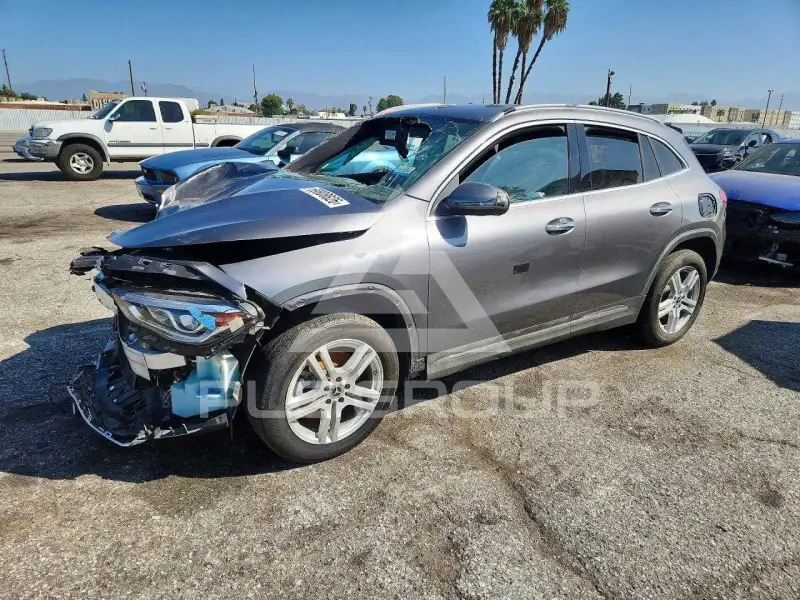 2021 Mercedes Benz GLA-Class фото