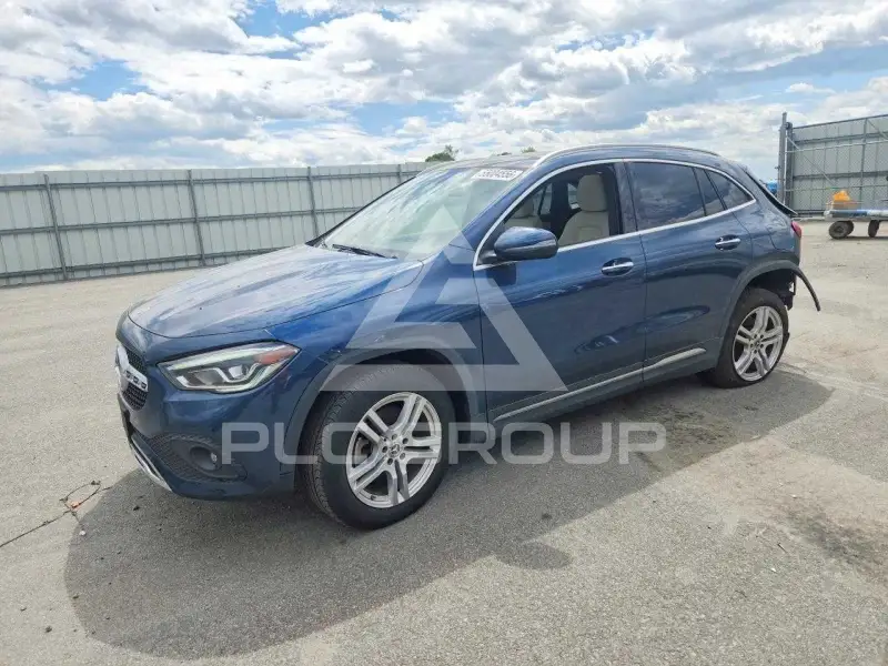 2021 Mercedes Benz GLA-Class фото