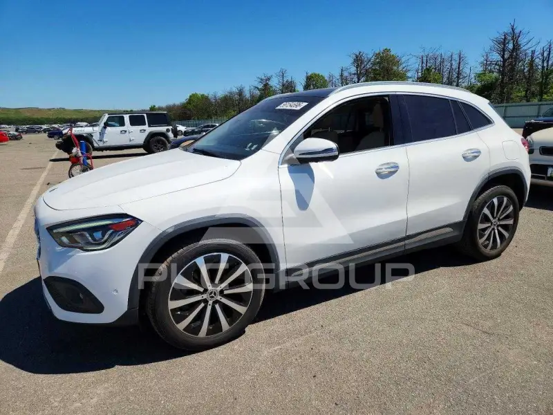 2021 Mercedes Benz GLA-Class фото