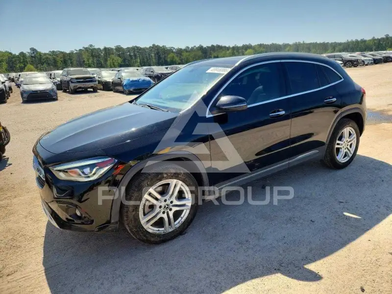 2021 Mercedes Benz GLA-Class фото