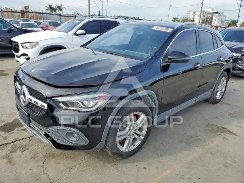 2021 Mercedes Benz GLA-Class фото