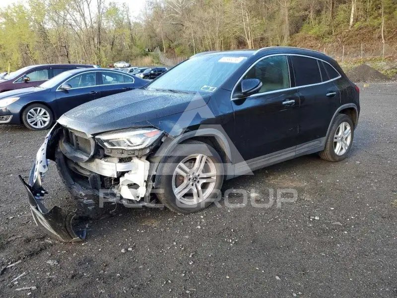 2021 Mercedes Benz GLA-Class photo