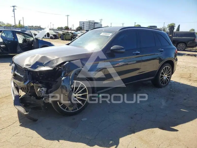 2021 Mercedes Benz GLC-Class фото