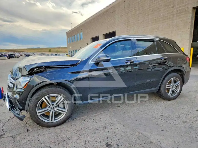 2021 Mercedes Benz GLC-Class фото