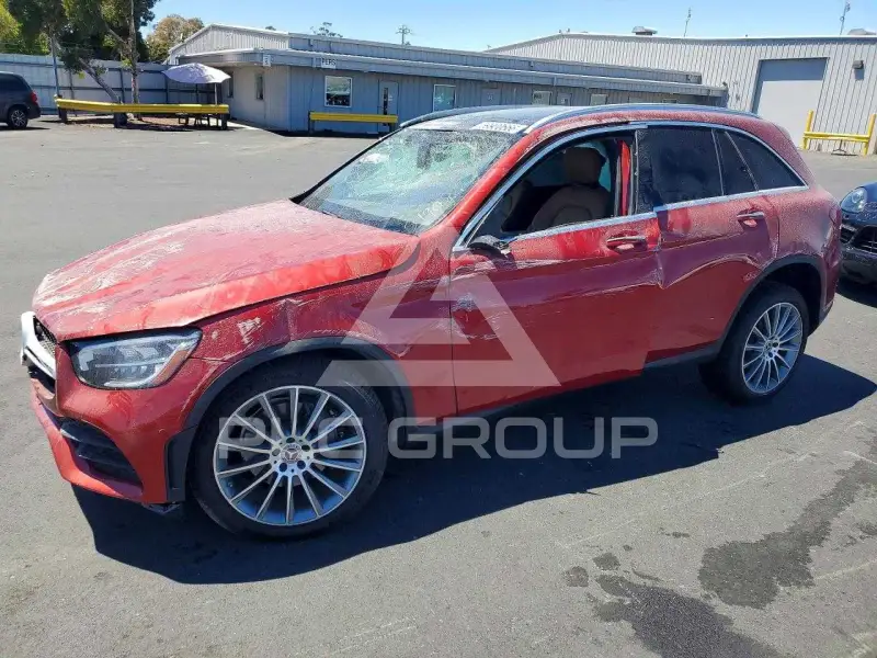 2021 Mercedes Benz GLC-Class фото