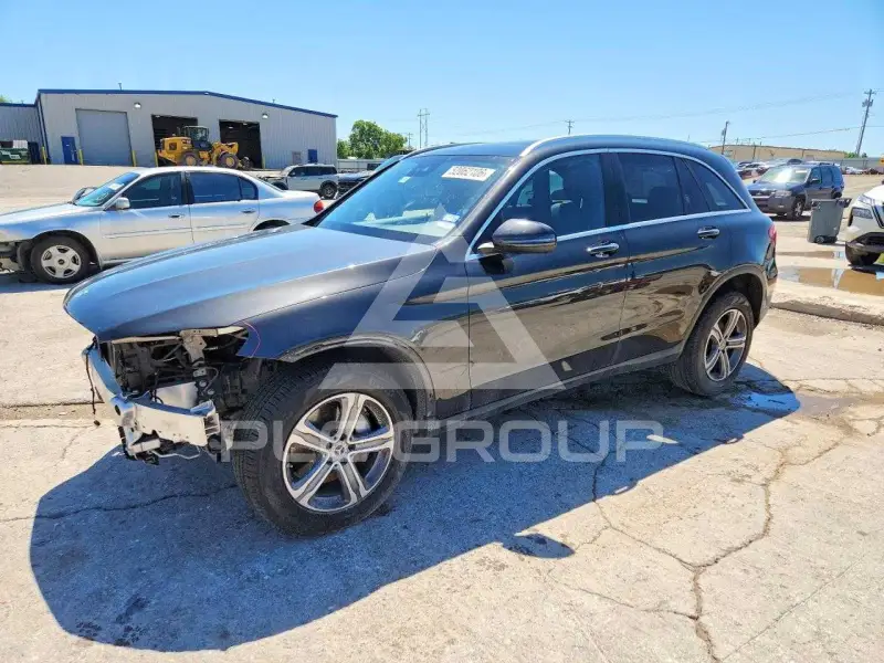 2021 Mercedes Benz GLC-Class фото