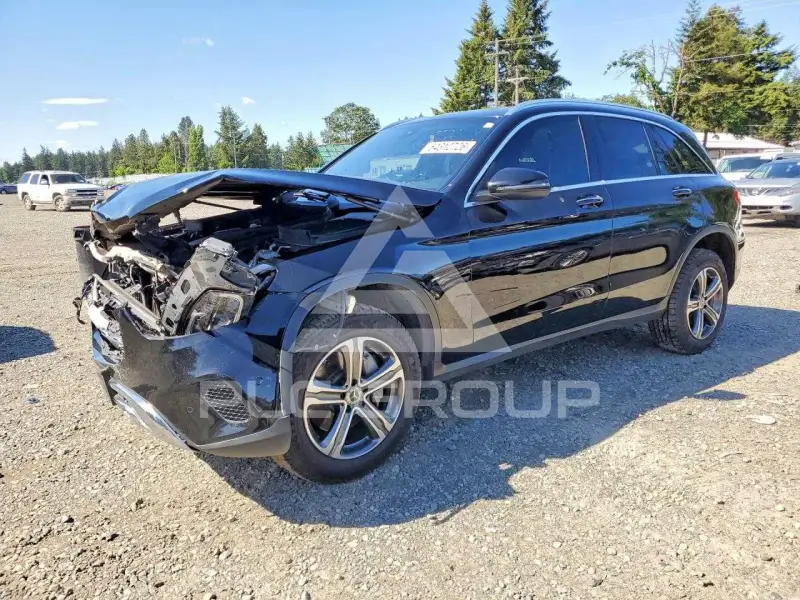 2021 Mercedes Benz GLC-Class фото