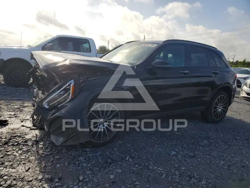 2021 Mercedes Benz GLC-Class фото