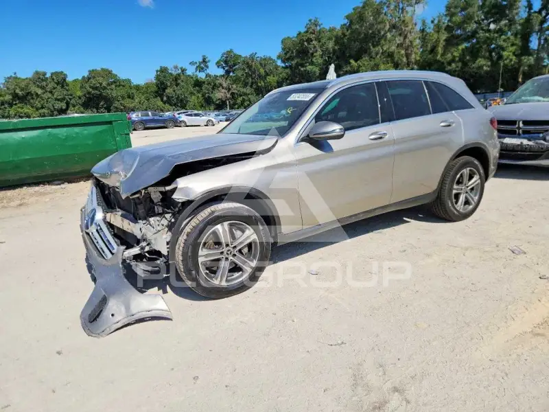 2021 Mercedes Benz GLC-Class фото