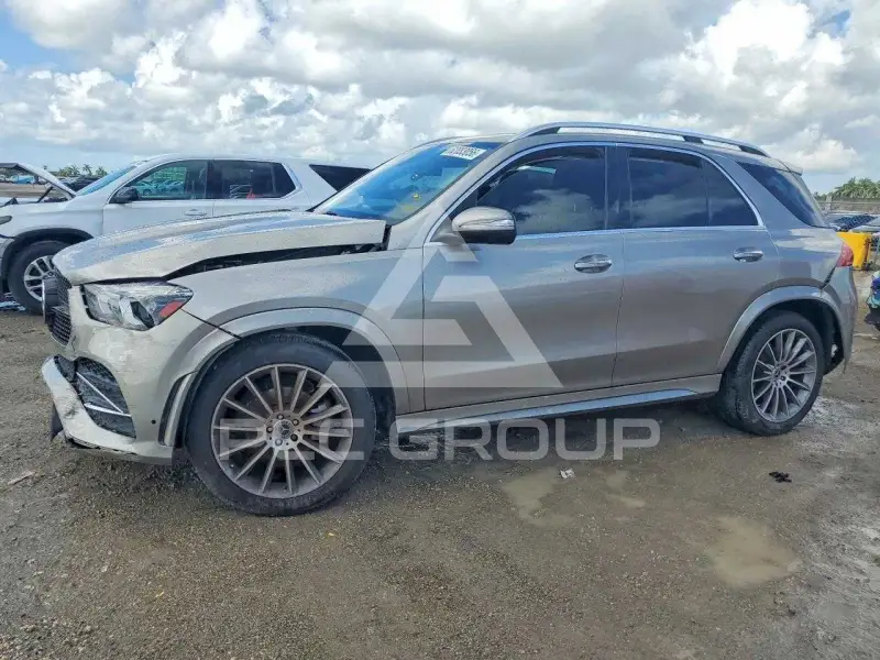 2021 Mercedes Benz GLE-Class фото