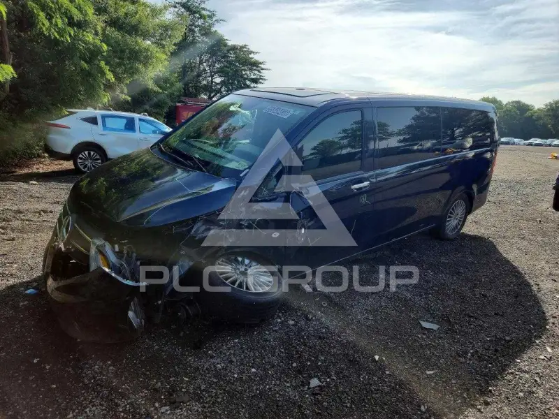 2021 Mercedes Benz METRIS photo