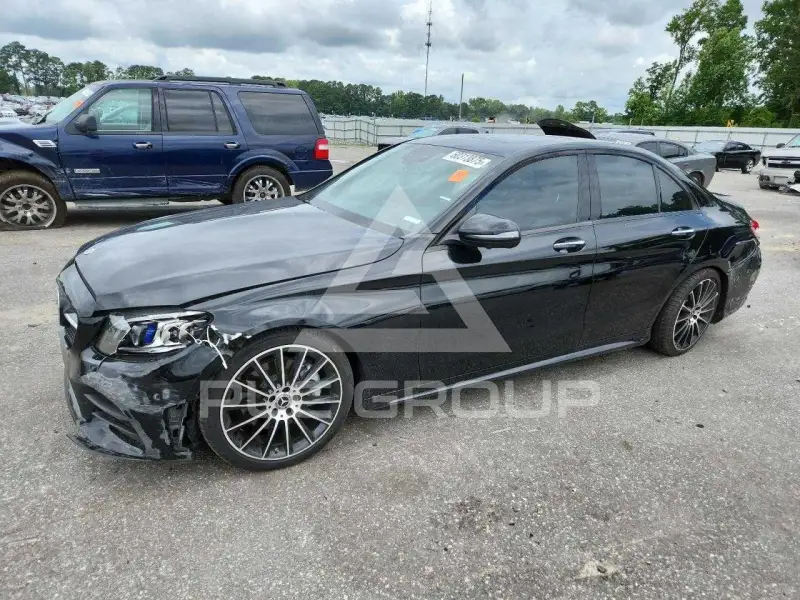 2021 Mercedes Benz C-Class фото