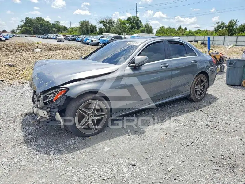 2021 Mercedes Benz C-Class photo