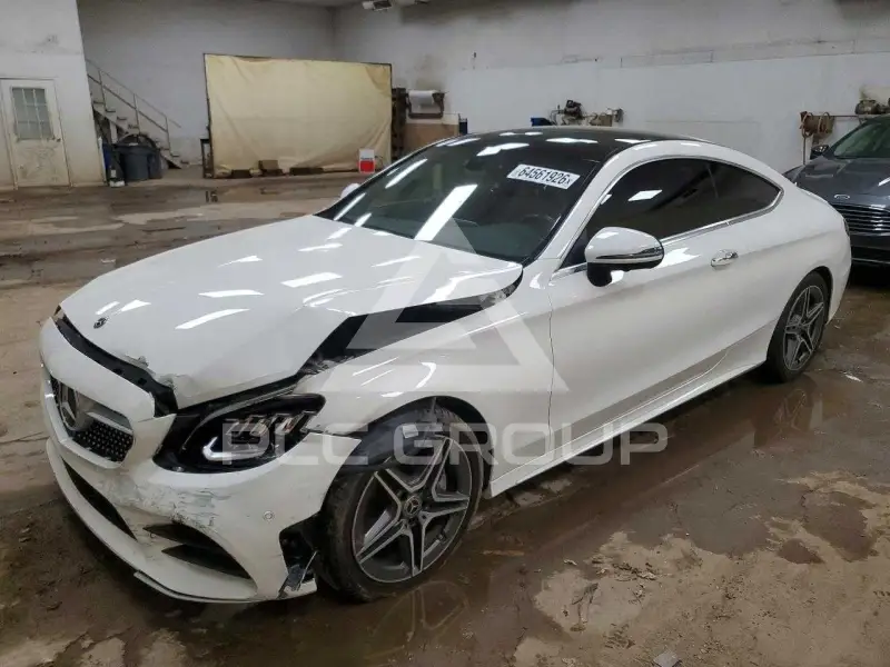 2021 Mercedes Benz C-Class фото