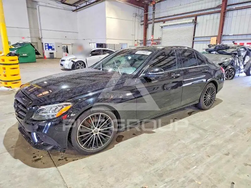 2021 Mercedes Benz C-Class photo
